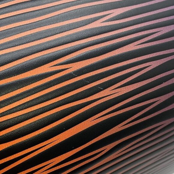 LOUIS VUITTON Soft/Polochon Epi XL/Calf Leather Gradient Electric Sun/Noir - Picture 5 of 13